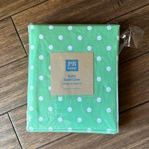Pottery Barn Teen — Poka dot! Duvet Cover!